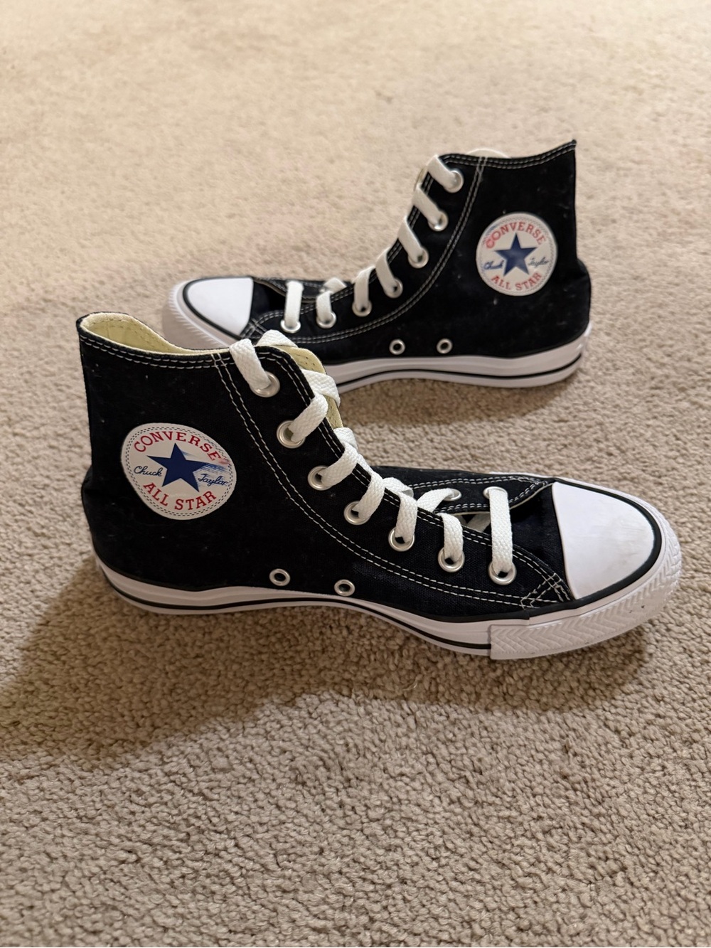 Converse Chuck Taylor All Star High Top sneakers in black M 5.5 W 7.5